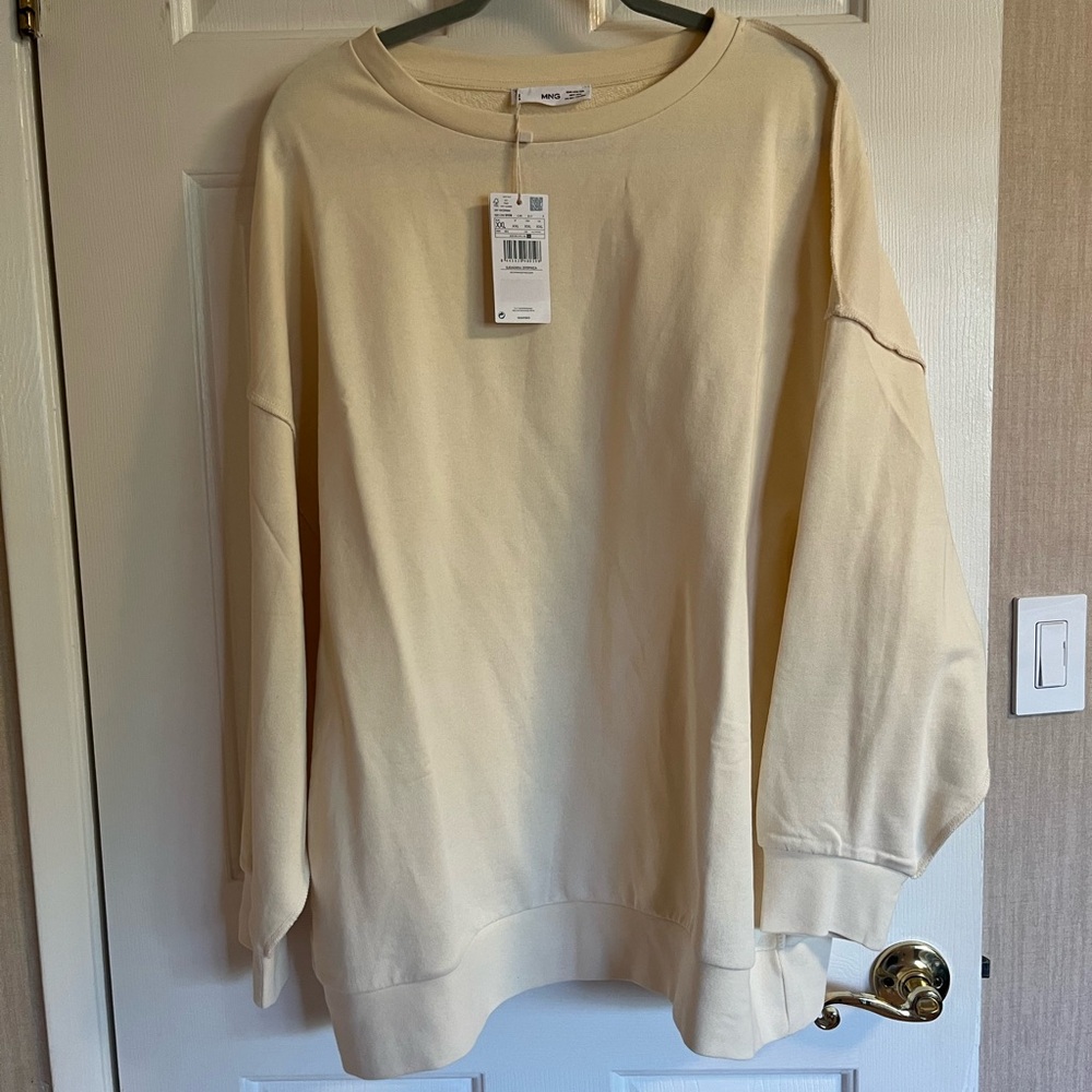 NWT Mango Off-White Oversized Sweatshirt